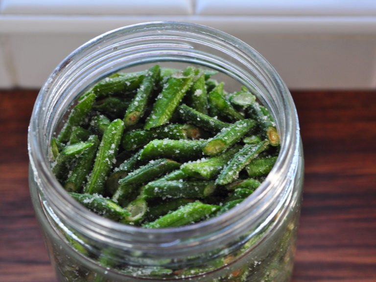 how to make sour pickled beans